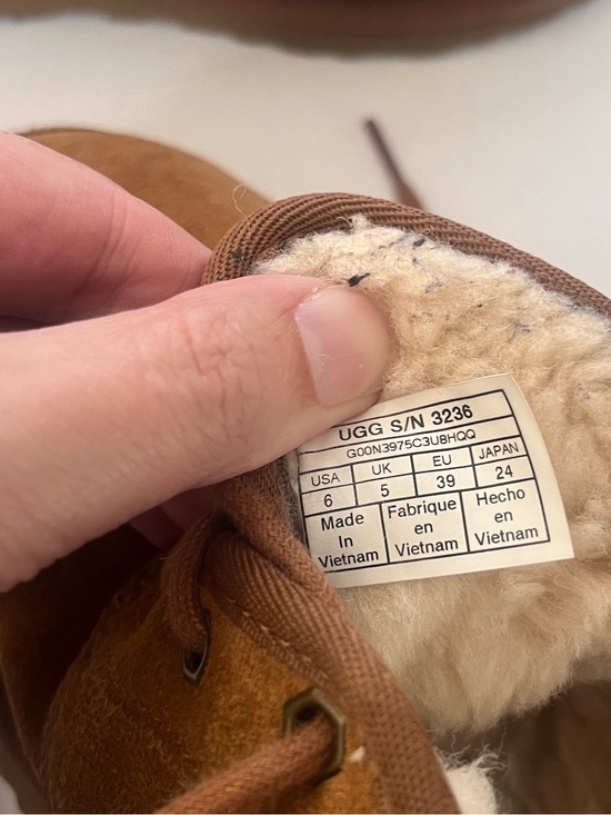 UGG Men’s Neumel Chukka Boots Chestnut Sheepskin Size 6 main image 7